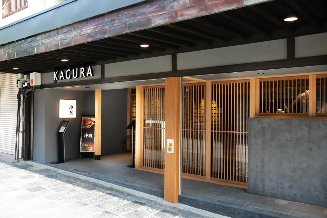 ＼ 匠の技が息づく空間 ／