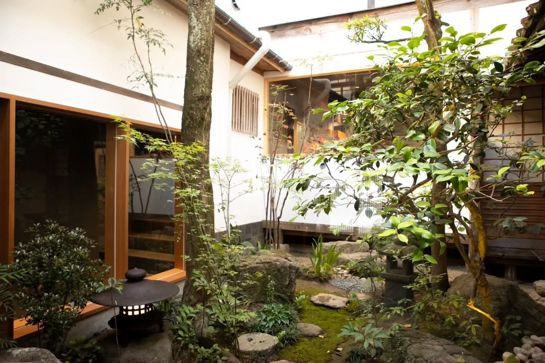 ～歴史ある建物をモダンに再生～